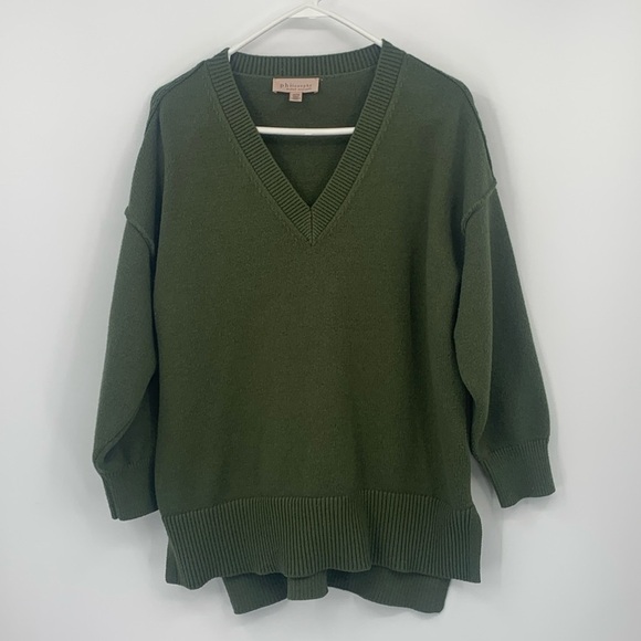 Philosophy Sweaters - Philosophy V-neck Sweater Women’s Size 1X
